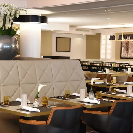 فندق استيغينبيرغير باد هومبورغ 5*