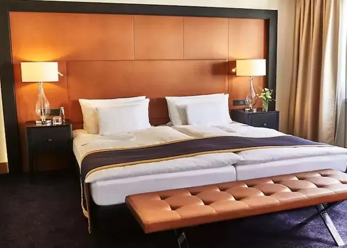 Steigenberger Bad Homburg Отель Бад-Хомбург-фор-дер-Хёэ