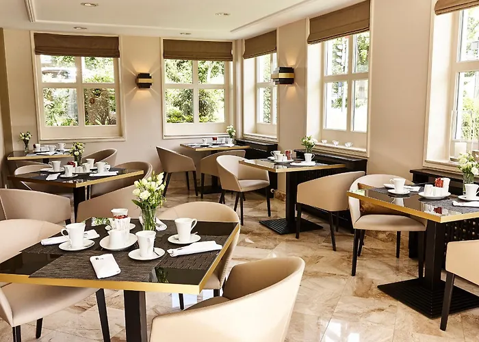 Otel Steigenberger Bad Homburg 5*