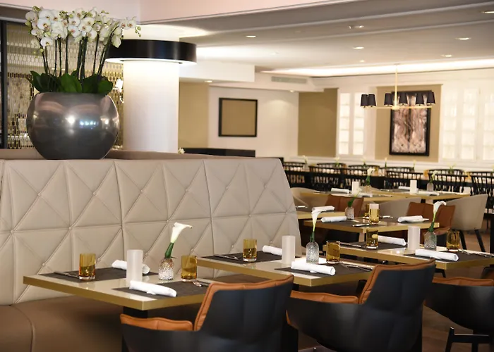 Отель Steigenberger Bad Homburg 5*