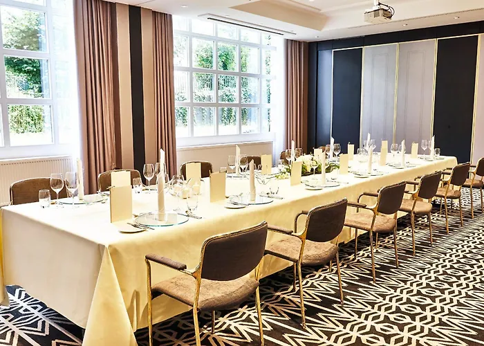 Отель Steigenberger Bad Homburg 5*