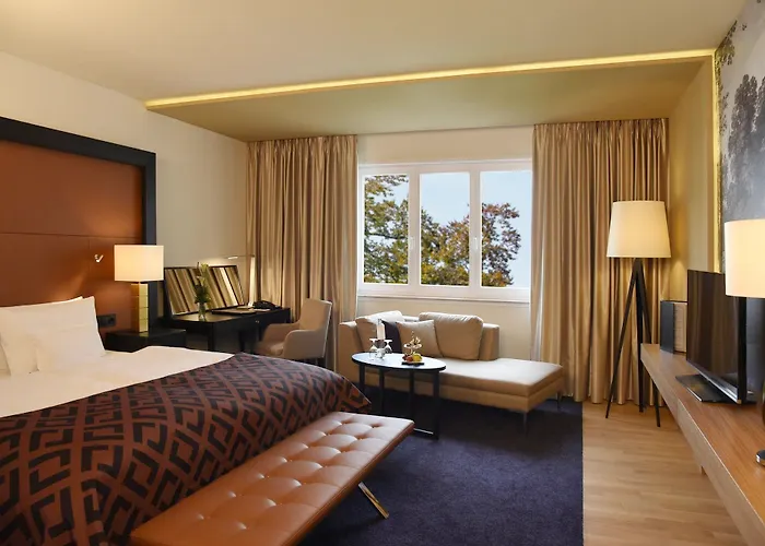 Отель Steigenberger Bad Homburg 5*